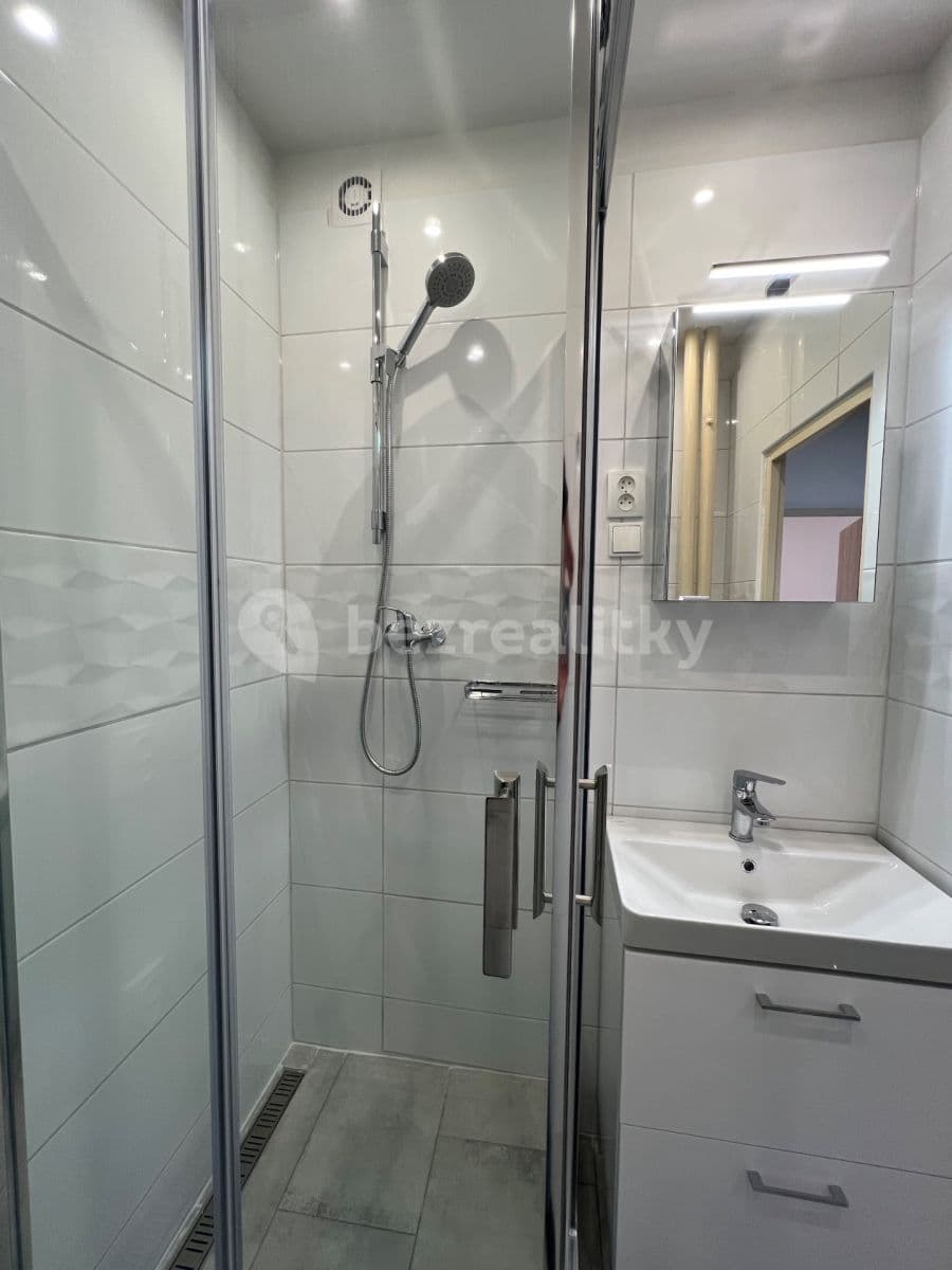 Prenájom bytu 2-izbový 49 m², Struhlovsko, Hranice, Olomoucký kraj Prenájom bytu 2-izbový 49 m², Struhlovsko, Hranice, Olomoucký kraj