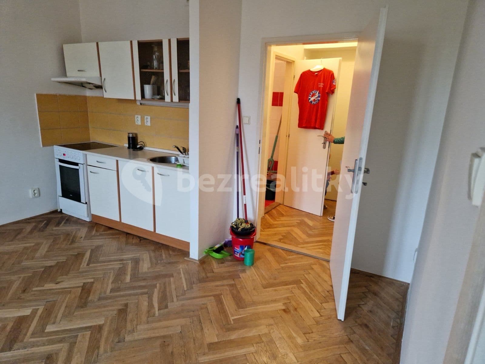 Prenájom bytu 2-izbový 45 m², Veletržní, Praha, Praha Prenájom bytu 2-izbový 45 m², Veletržní, Praha, Praha