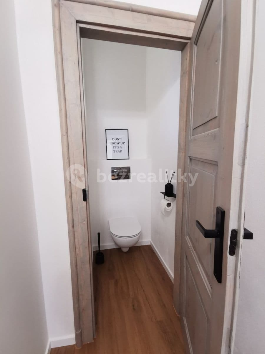 Prenájom bytu 3-izbový 73 m², Husova, Čáslav, Středočeský kraj Prenájom bytu 3-izbový 73 m², Husova, Čáslav, Středočeský kraj