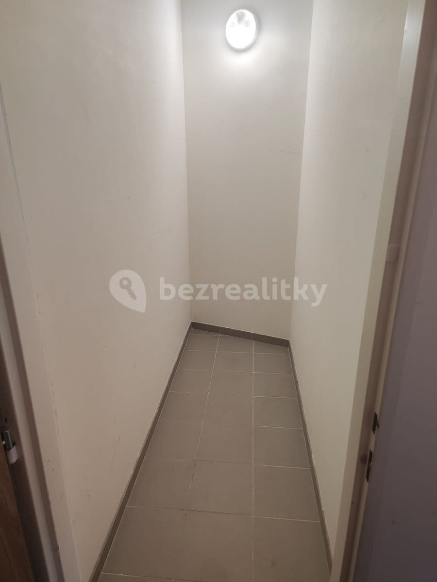 Prenájom bytu 1-izbový 28 m², Sportovní, Židlochovice, Jihomoravský kraj Prenájom bytu 1-izbový 28 m², Sportovní, Židlochovice, Jihomoravský kraj