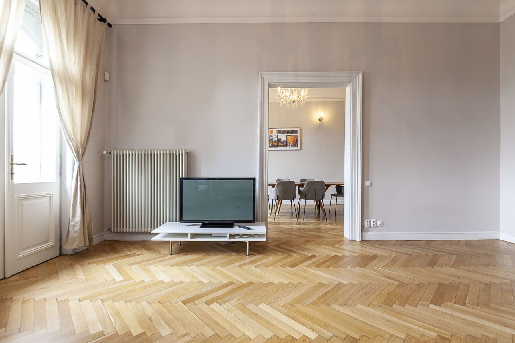 Prenájom bytu 105 m², Masarykovo nábřeží, Praha, Praha Prenájom bytu 105 m², Masarykovo nábřeží, Praha, Praha