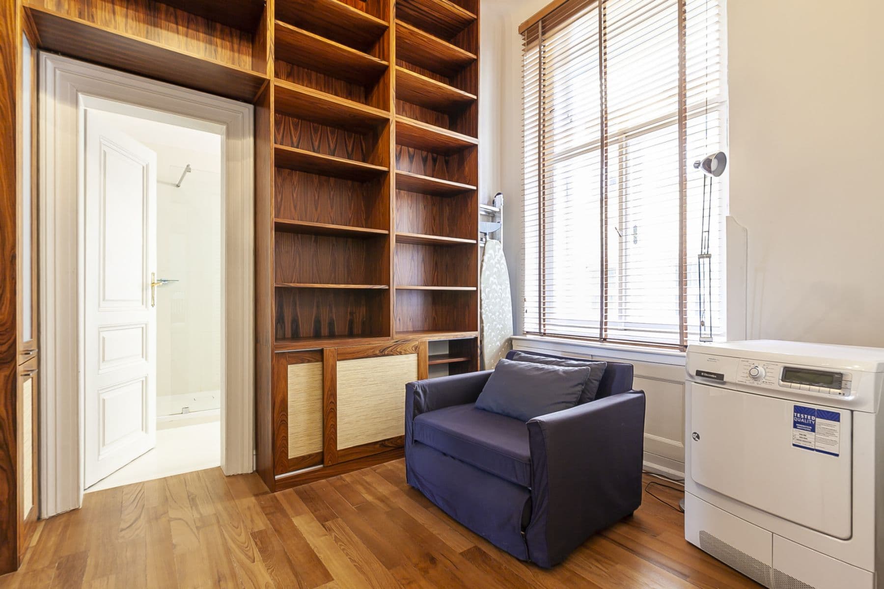 Prenájom bytu 105 m², Masarykovo nábřeží, Praha, Praha Prenájom bytu 105 m², Masarykovo nábřeží, Praha, Praha