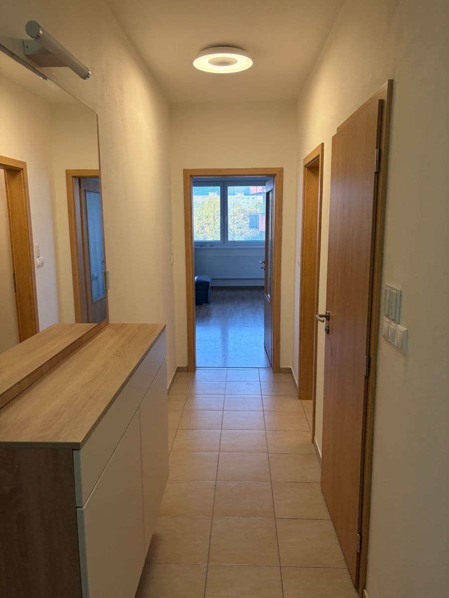 Prenájom bytu 3-izbový 65 m², Přírodní, Brno, Jihomoravský kraj Prenájom bytu 3-izbový 65 m², Přírodní, Brno, Jihomoravský kraj