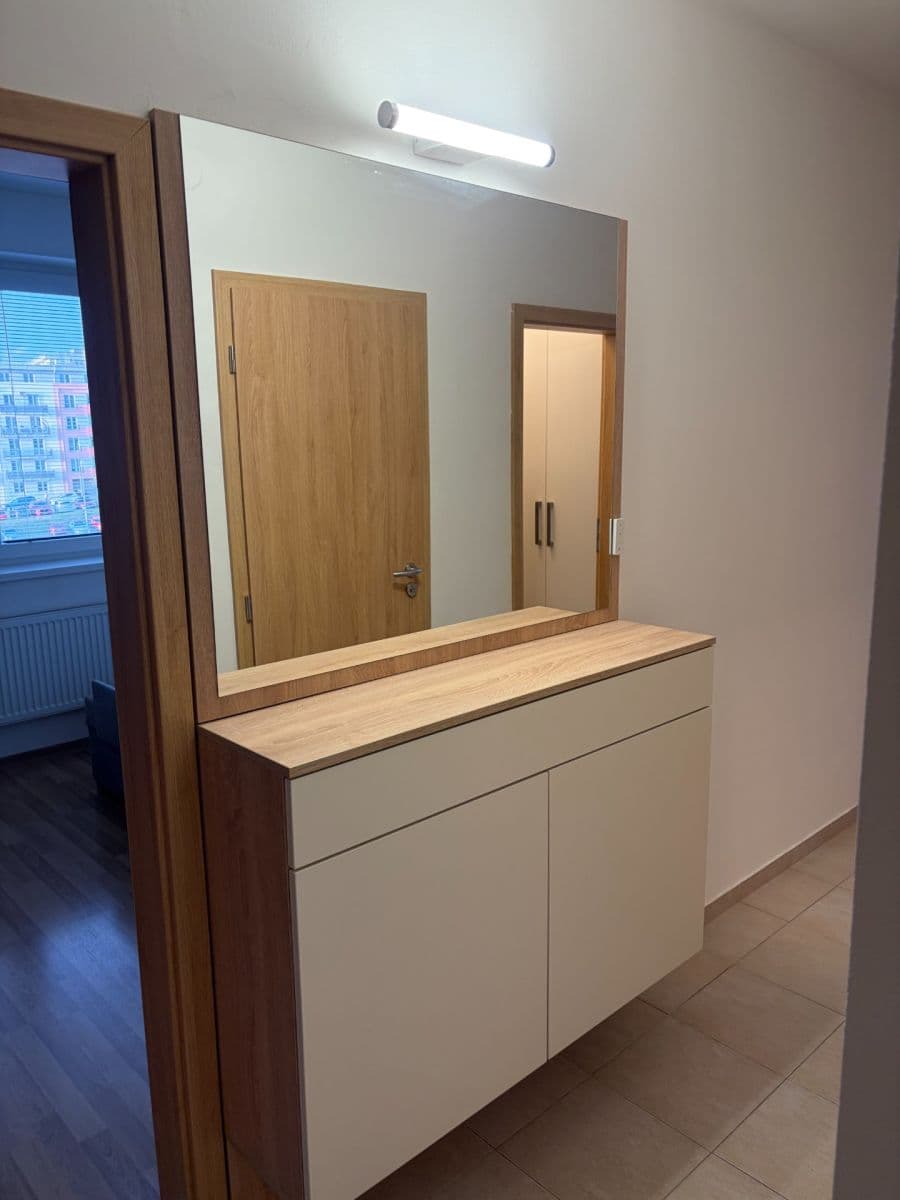 Prenájom bytu 3-izbový 65 m², Přírodní, Brno, Jihomoravský kraj Prenájom bytu 3-izbový 65 m², Přírodní, Brno, Jihomoravský kraj