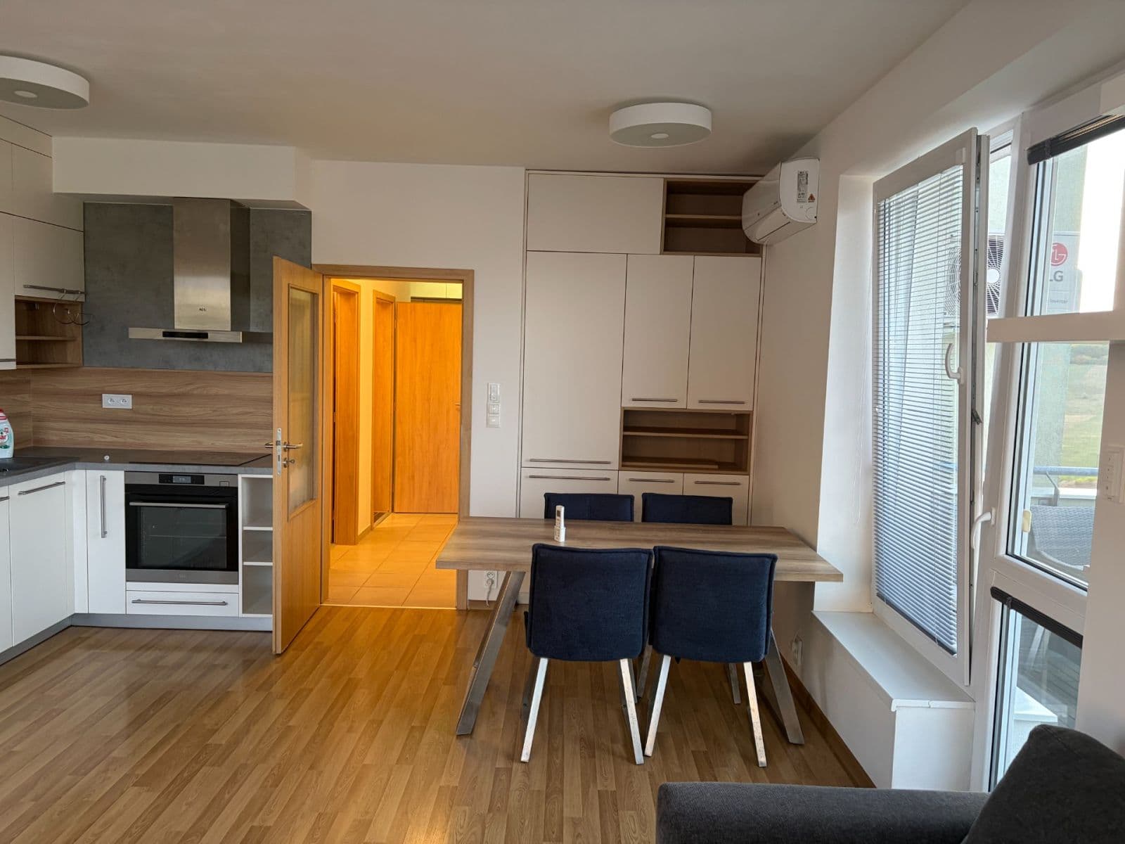 Prenájom bytu 3-izbový 65 m², Přírodní, Brno, Jihomoravský kraj Prenájom bytu 3-izbový 65 m², Přírodní, Brno, Jihomoravský kraj