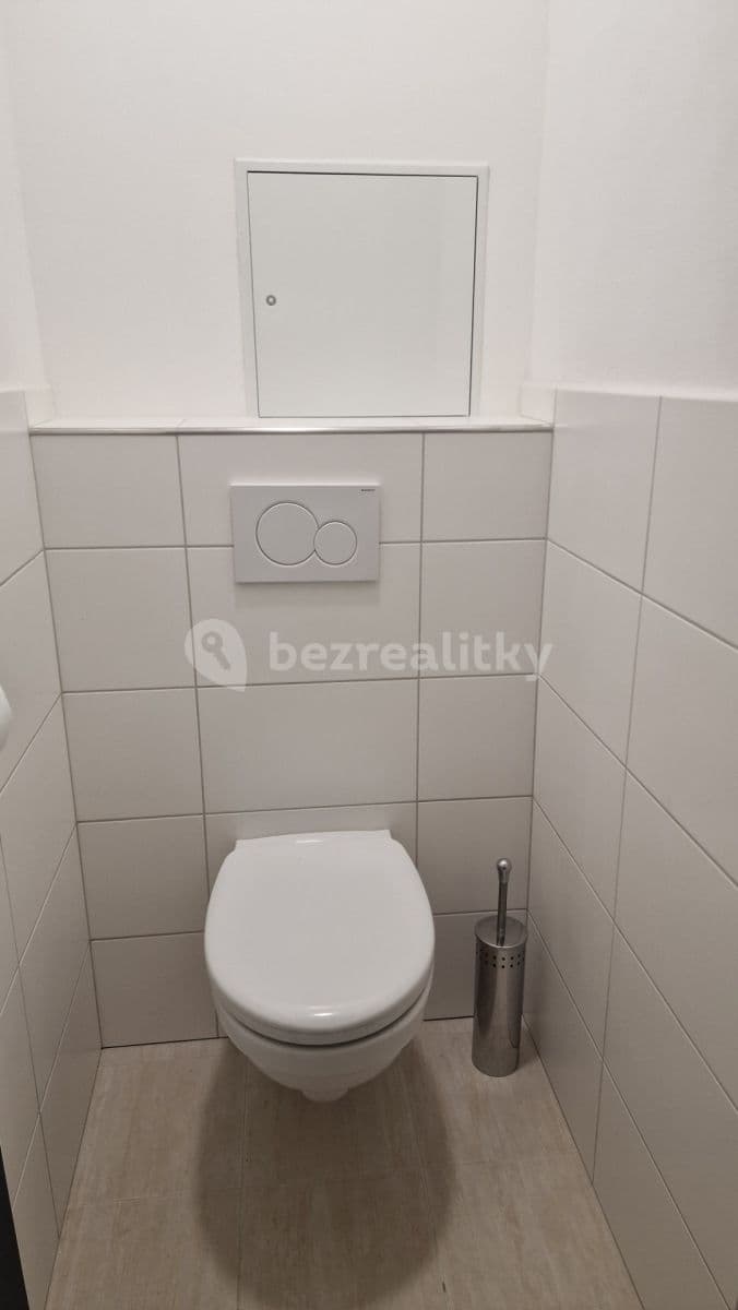 Prenájom bytu 1-izbový 27 m², Hlavatého, Praha, Praha Prenájom bytu 1-izbový 27 m², Hlavatého, Praha, Praha