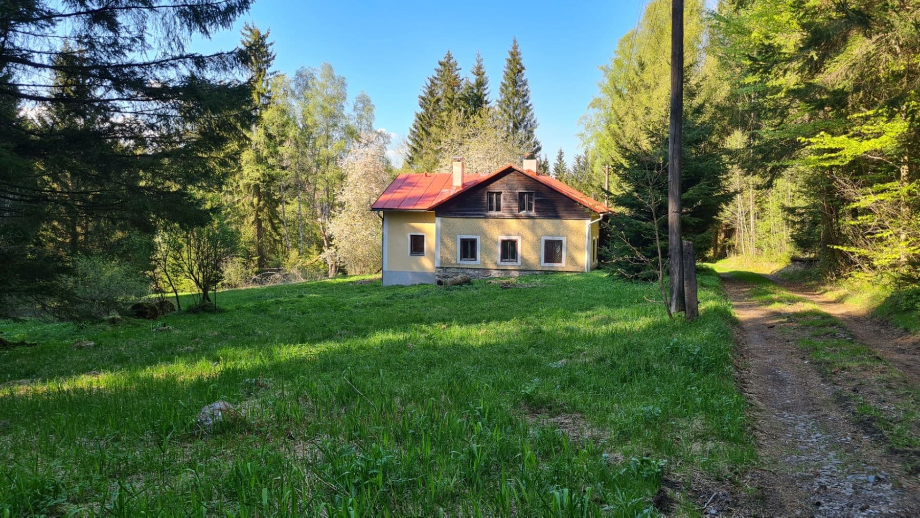 Predaj domu 251 m², pozemek 9.967 m², Loučovice, Jihočeský kraj Predaj domu 251 m², pozemek 9.967 m², Loučovice, Jihočeský kraj