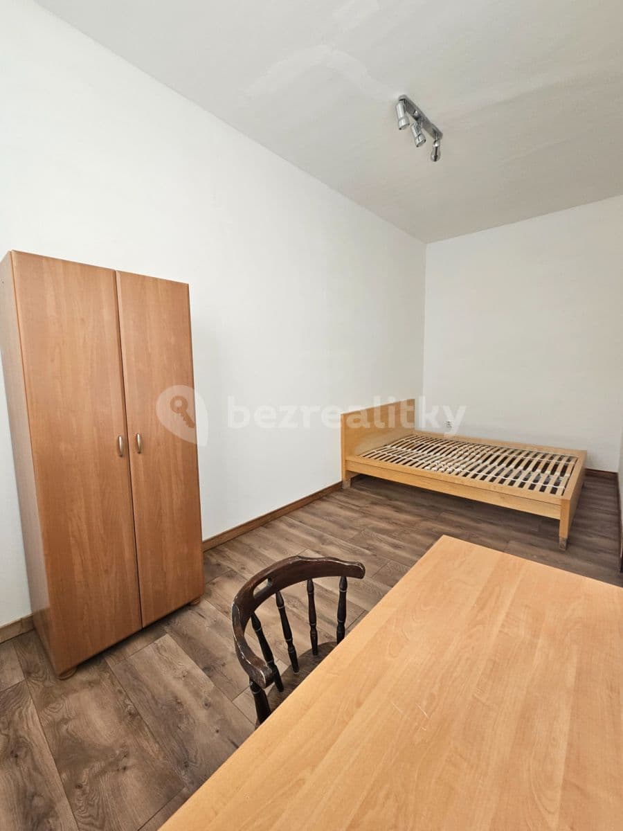 Prenájom bytu 2-izbový 75 m², Raisova, Karlovy Vary, Karlovarský kraj Prenájom bytu 2-izbový 75 m², Raisova, Karlovy Vary, Karlovarský kraj