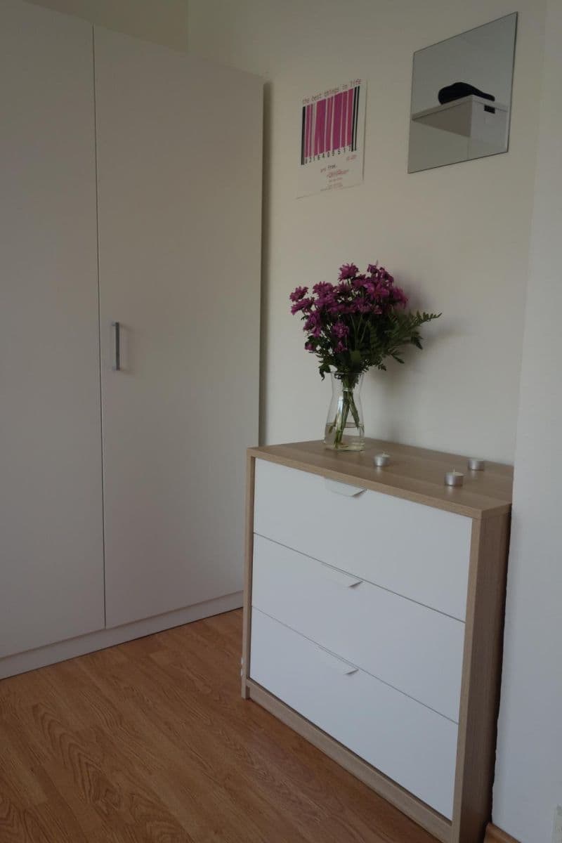 Prenájom bytu 3-izbový 74 m², Štětínská, Praha, Praha Prenájom bytu 3-izbový 74 m², Štětínská, Praha, Praha