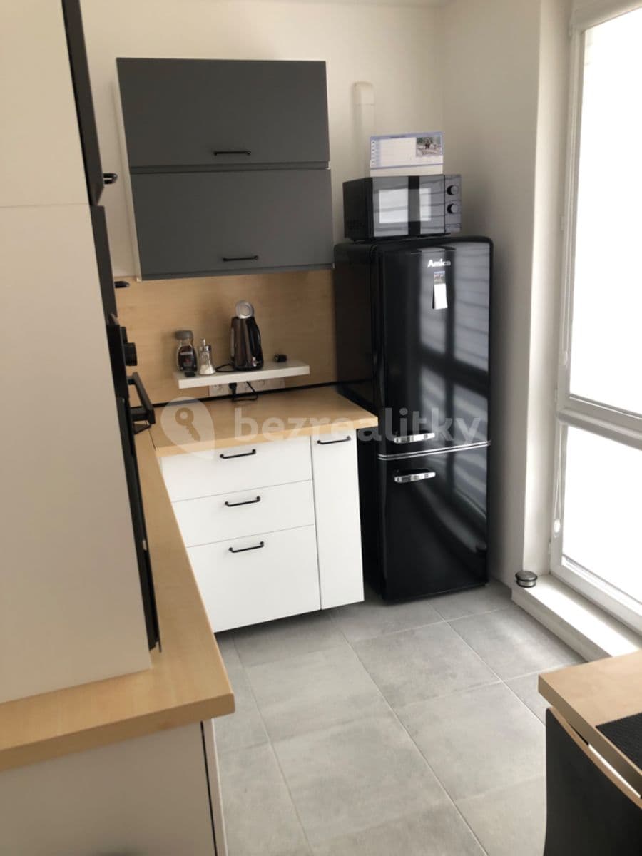 Prenájom bytu 2-izbový 53 m², Rumančeková, Ružinov, Bratislavský kraj Prenájom bytu 2-izbový 53 m², Rumančeková, Ružinov, Bratislavský kraj