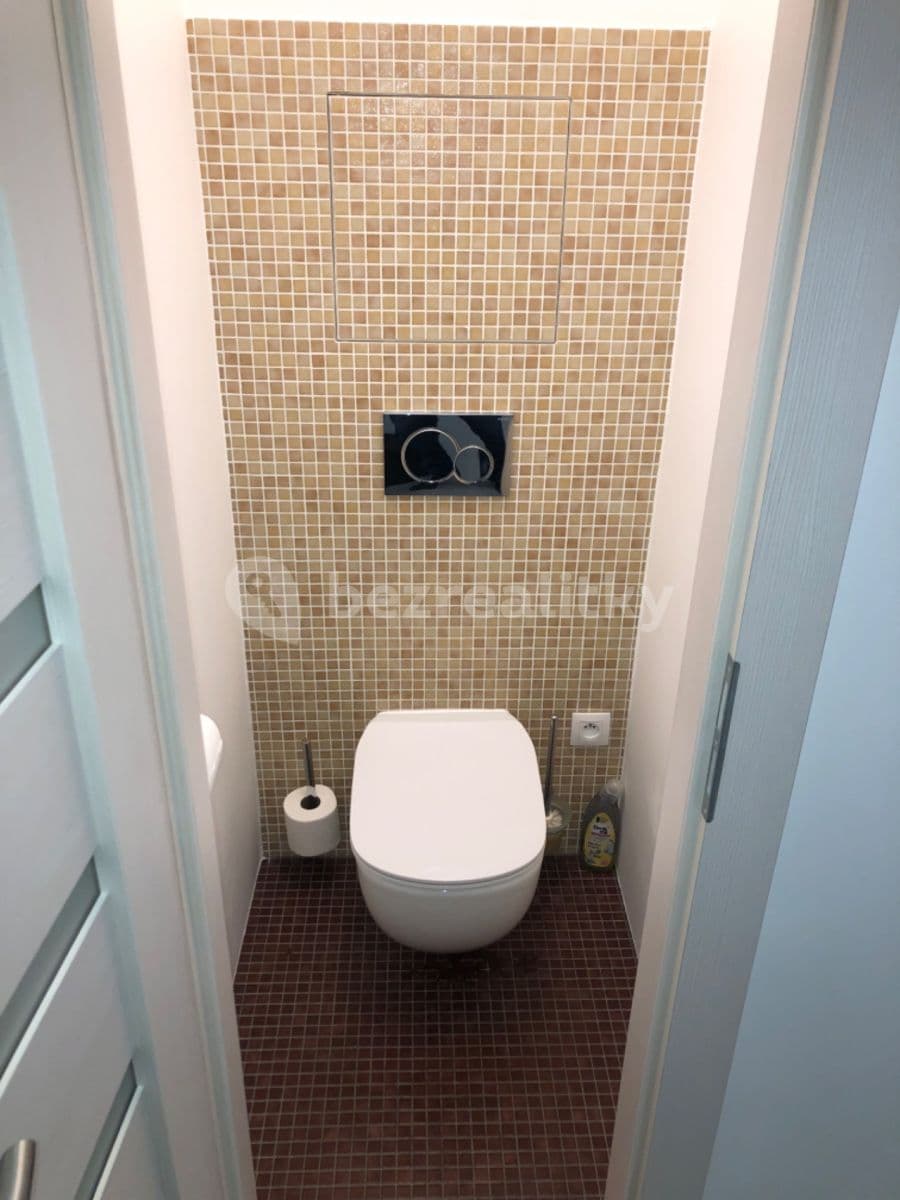 Prenájom bytu 2-izbový 53 m², Rumančeková, Ružinov, Bratislavský kraj Prenájom bytu 2-izbový 53 m², Rumančeková, Ružinov, Bratislavský kraj