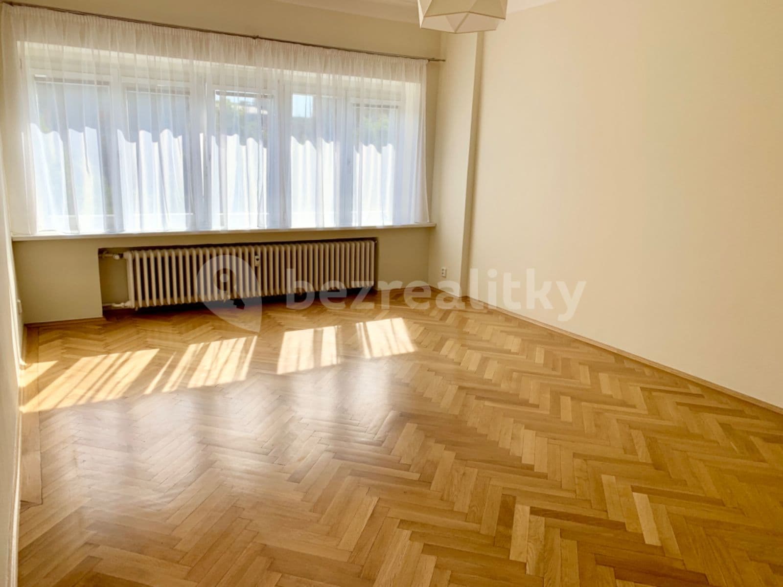 Prenájom bytu 3-izbový 106 m², Zelená, Praha, Praha Prenájom bytu 3-izbový 106 m², Zelená, Praha, Praha