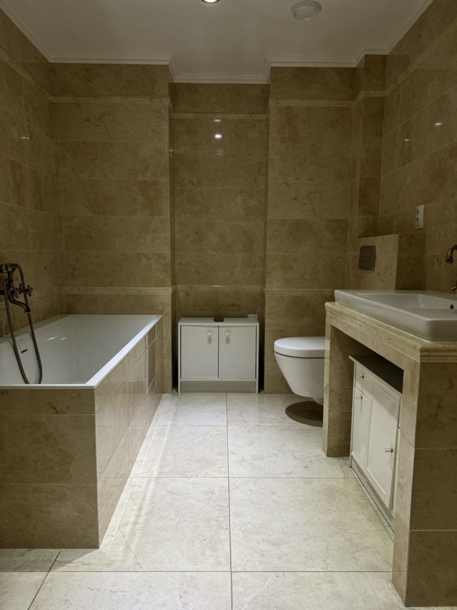 Predaj bytu 2-izbový 138 m², Slavíkova, Praha, Praha Predaj bytu 2-izbový 138 m², Slavíkova, Praha, Praha