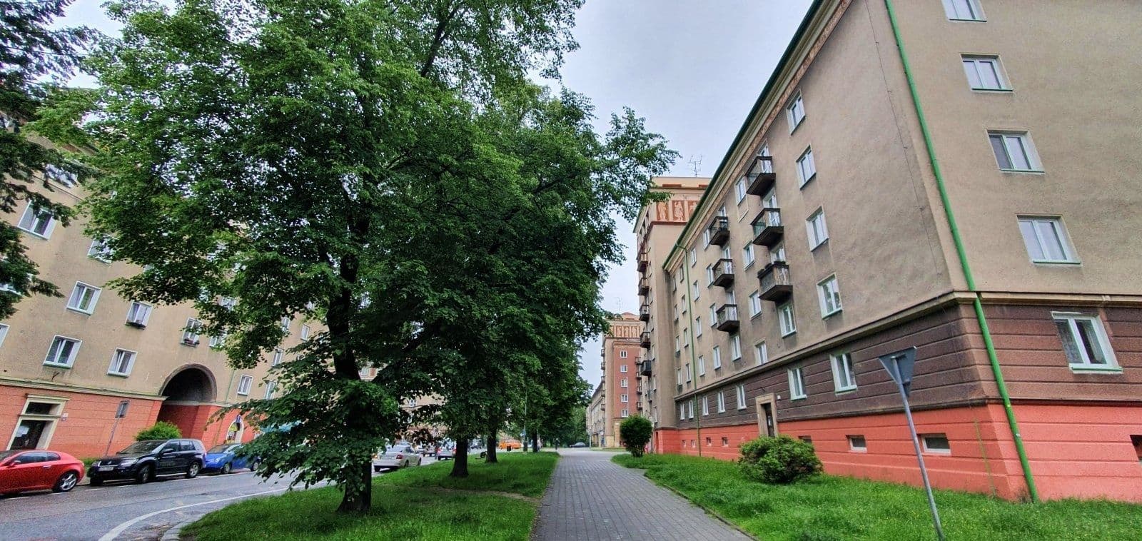 Prenájom bytu 3-izbový 112 m², Československé armády, Havířov, Moravskoslezský kraj Prenájom bytu 3-izbový 112 m², Československé armády, Havířov, Moravskoslezský kraj