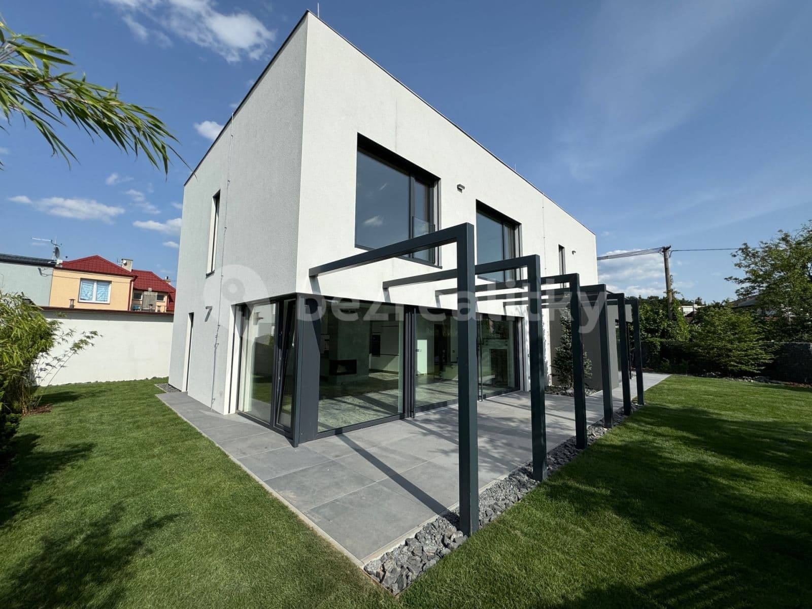 Prenájom domu 205 m², pozemek 485 m², Národních hrdinů, Pardubice, Pardubický kraj Prenájom domu 205 m², pozemek 485 m², Národních hrdinů, Pardubice, Pardubický kraj