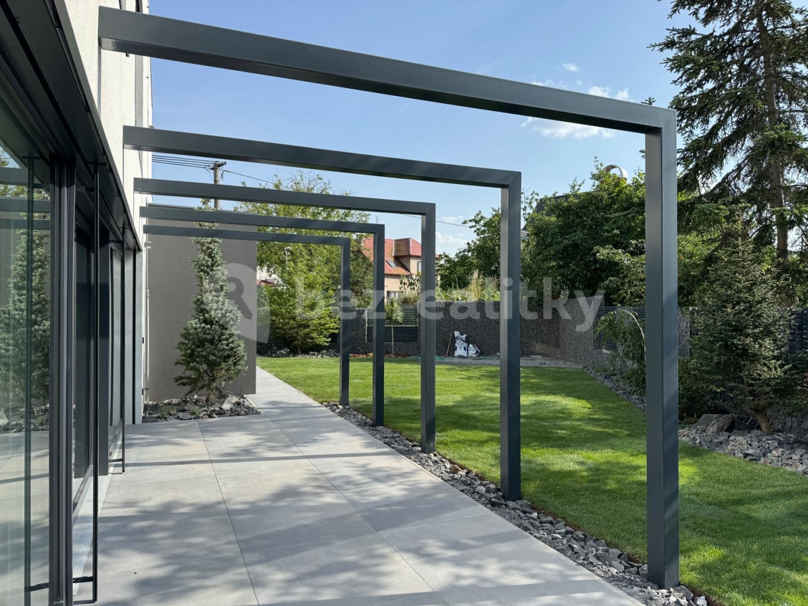 Prenájom domu 205 m², pozemek 485 m², Národních hrdinů, Pardubice, Pardubický kraj Prenájom domu 205 m², pozemek 485 m², Národních hrdinů, Pardubice, Pardubický kraj