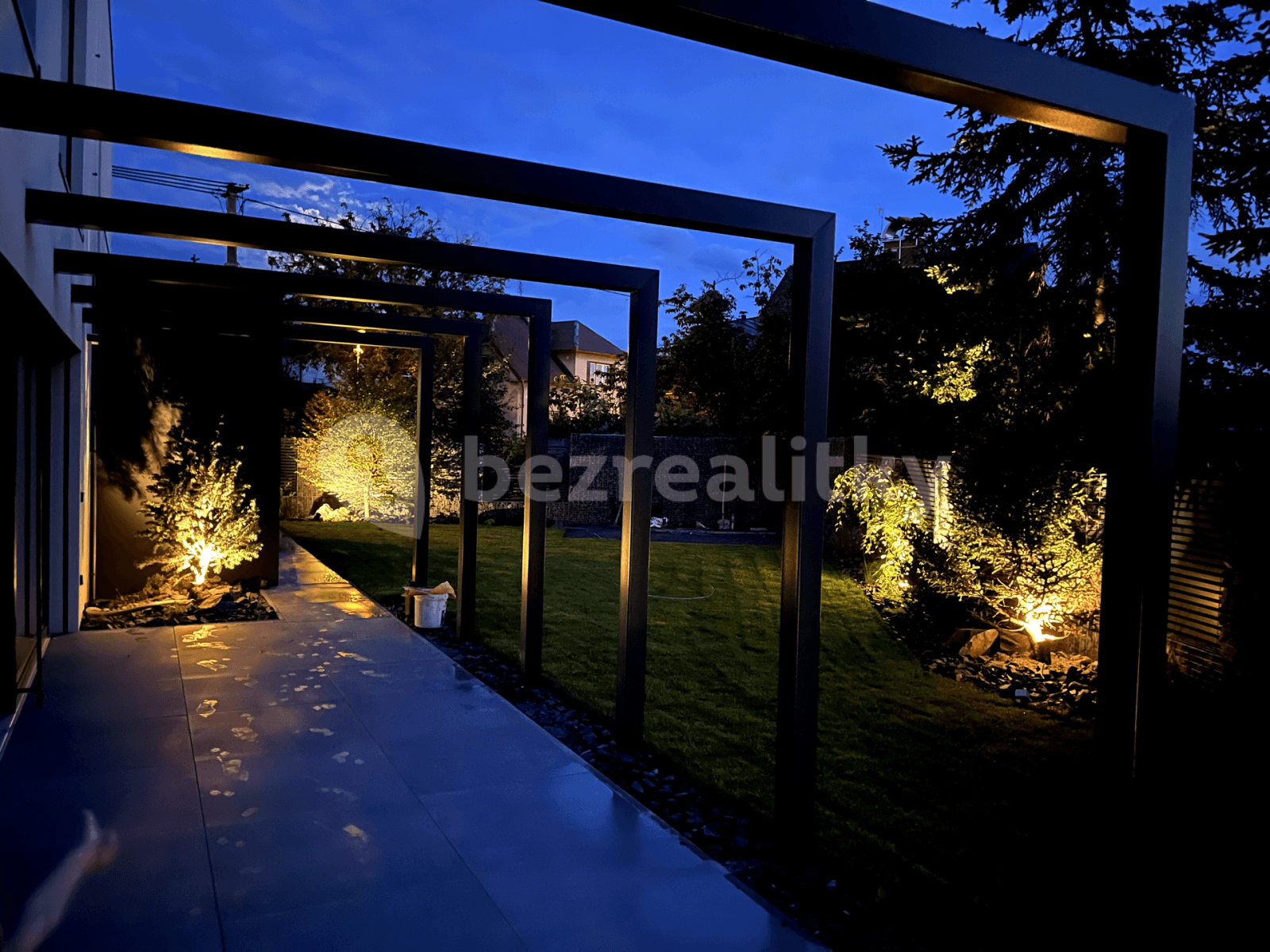 Prenájom domu 205 m², pozemek 485 m², Národních hrdinů, Pardubice, Pardubický kraj Prenájom domu 205 m², pozemek 485 m², Národních hrdinů, Pardubice, Pardubický kraj