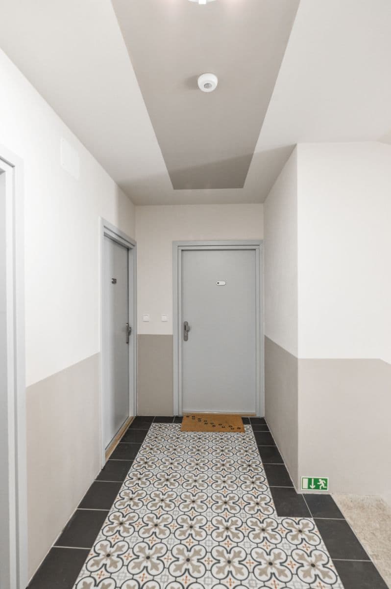 Prenájom bytu 42 m², Krásova, Praha, Praha Prenájom bytu 42 m², Krásova, Praha, Praha