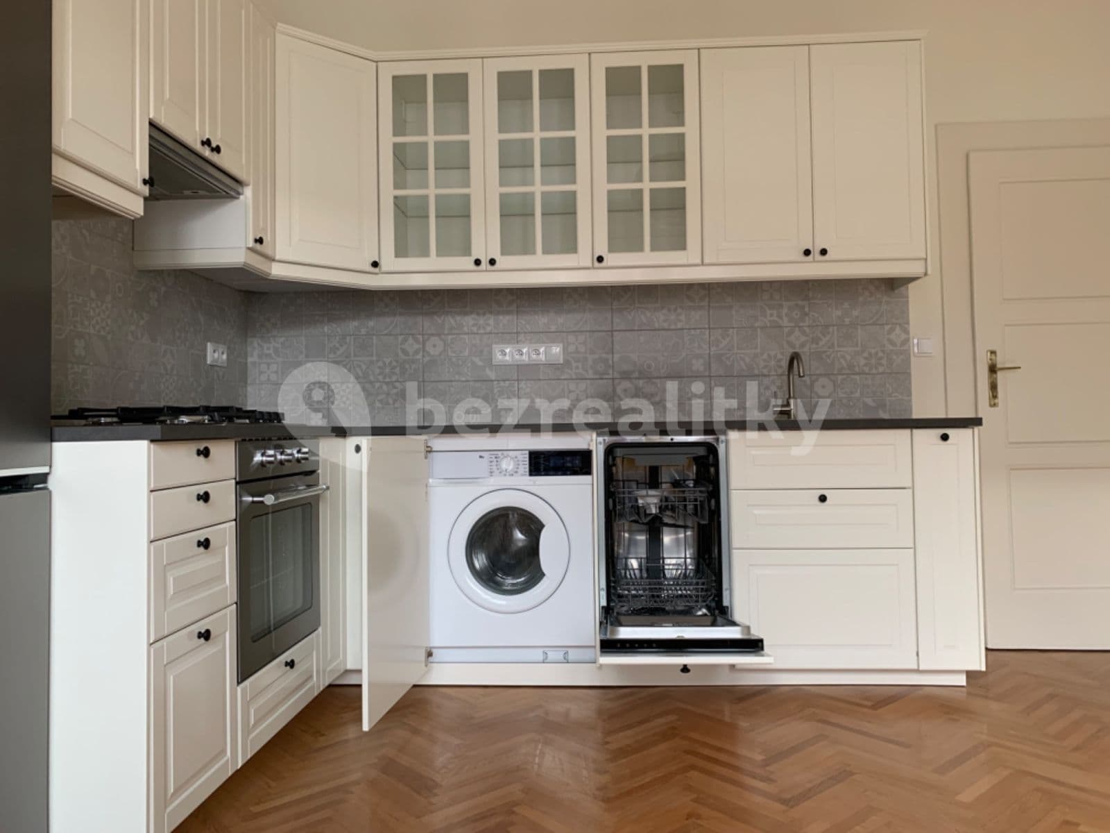 Prenájom bytu 2-izbový 44 m², Drahobejlova, Praha, Praha Prenájom bytu 2-izbový 44 m², Drahobejlova, Praha, Praha