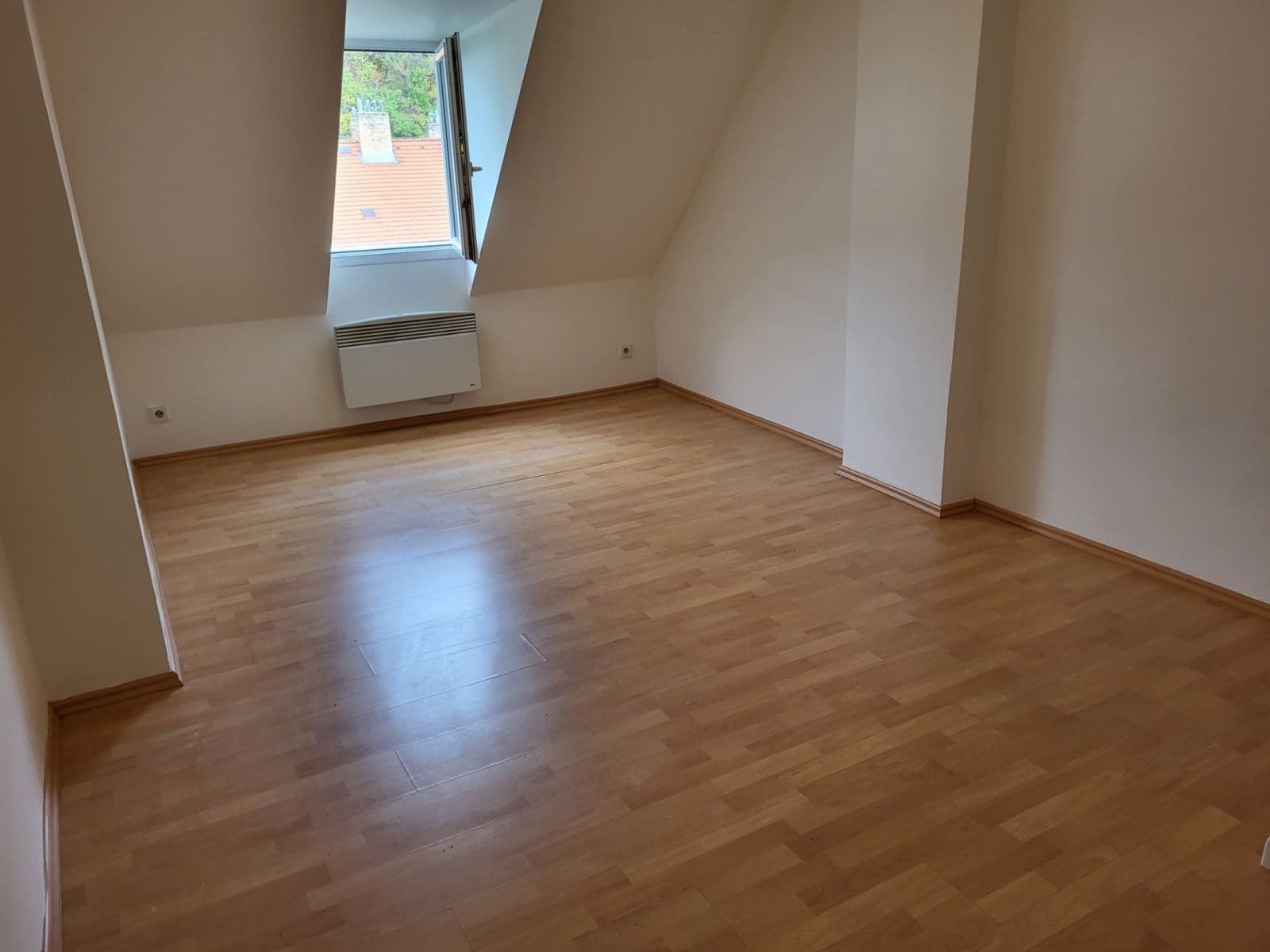 Prenájom bytu 2-izbový 49 m², Na Neklance, Praha, Praha Prenájom bytu 2-izbový 49 m², Na Neklance, Praha, Praha