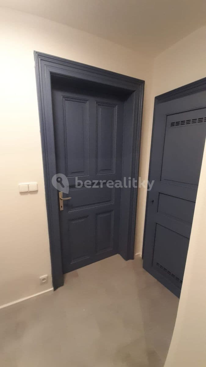 Prenájom bytu 2-izbový 46 m², Fűgnerova, Slaný, Středočeský kraj Prenájom bytu 2-izbový 46 m², Fűgnerova, Slaný, Středočeský kraj