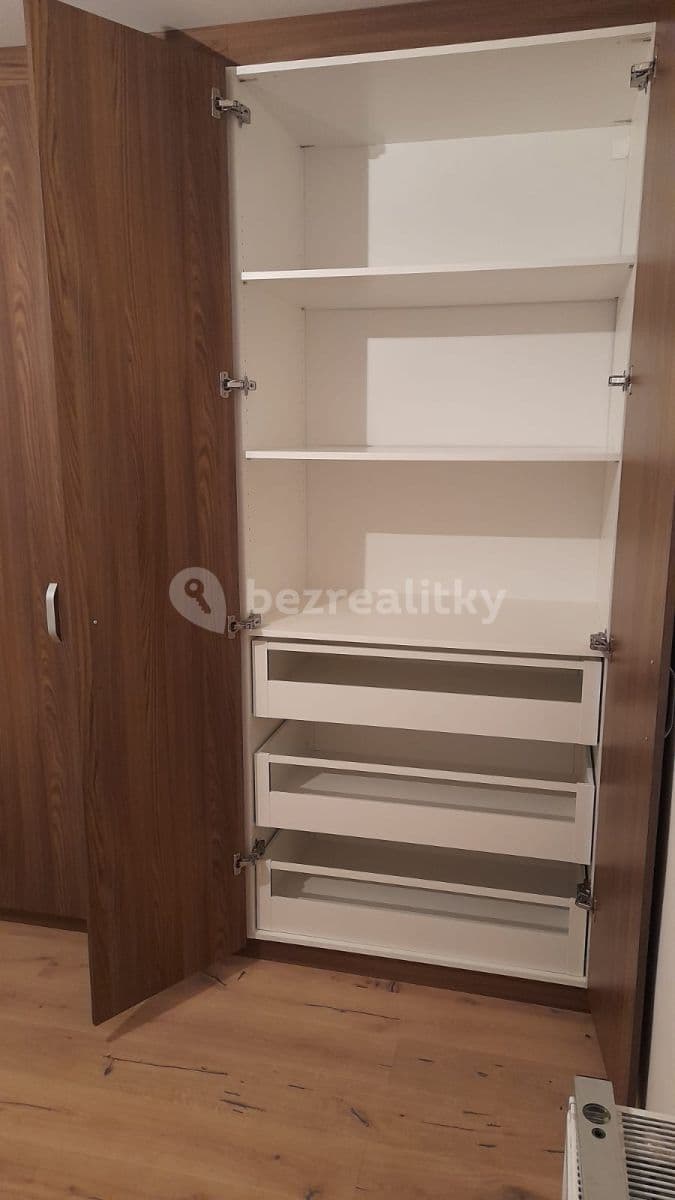 Prenájom bytu 2-izbový 46 m², Fűgnerova, Slaný, Středočeský kraj Prenájom bytu 2-izbový 46 m², Fűgnerova, Slaný, Středočeský kraj