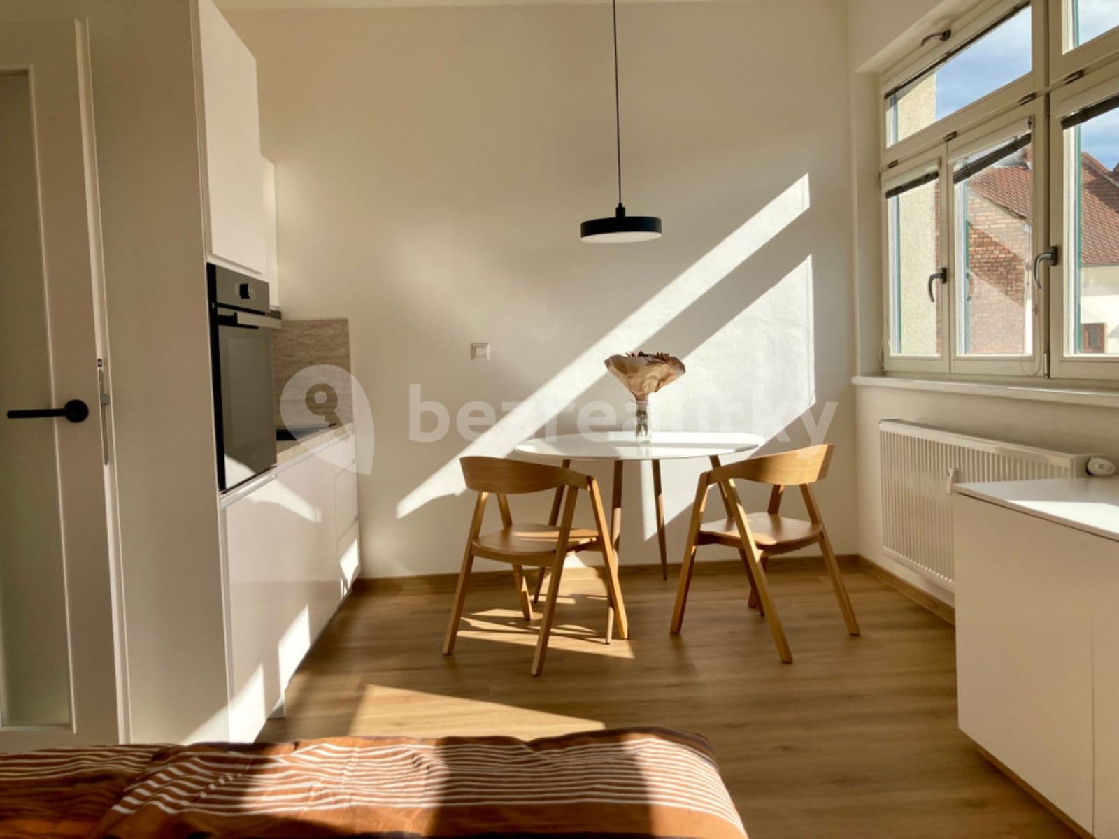 Prenájom bytu 1-izbový 26 m², Jánská, Brno, Jihomoravský kraj Prenájom bytu 1-izbový 26 m², Jánská, Brno, Jihomoravský kraj