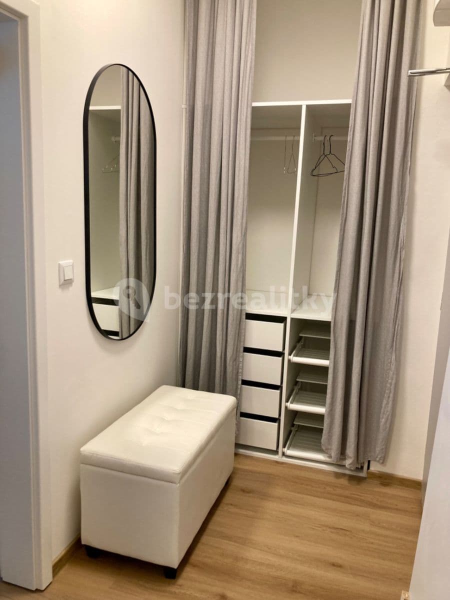 Prenájom bytu 1-izbový 26 m², Jánská, Brno, Jihomoravský kraj Prenájom bytu 1-izbový 26 m², Jánská, Brno, Jihomoravský kraj