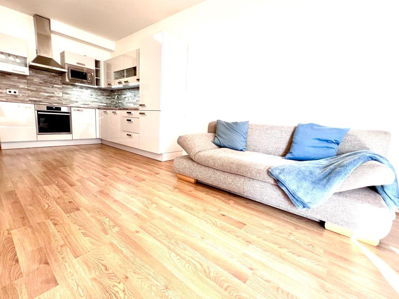Prenájom bytu 2-izbový 51 m², Svitákova, Praha, Praha Prenájom bytu 2-izbový 51 m², Svitákova, Praha, Praha