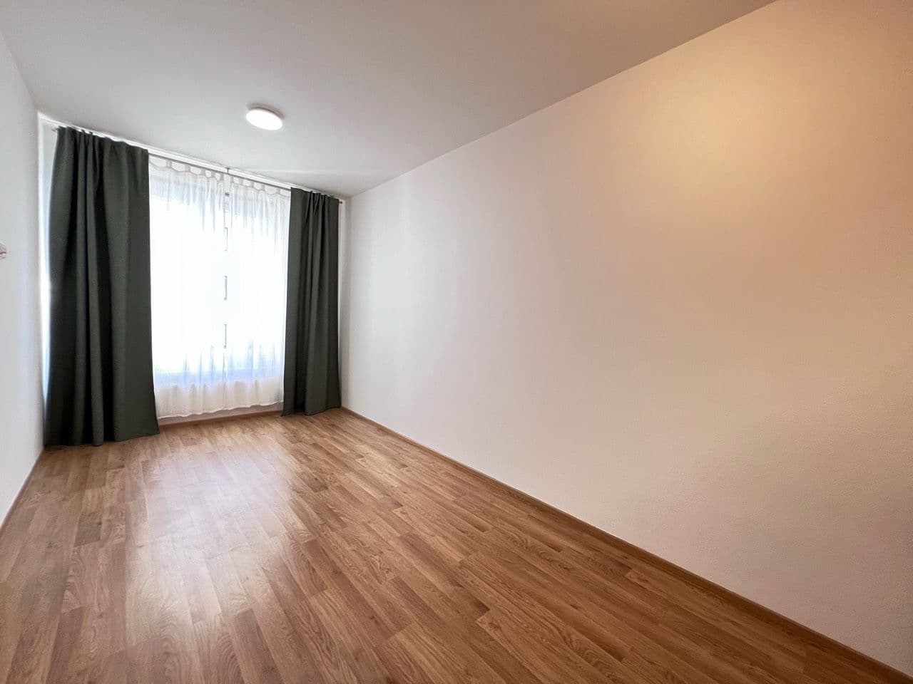 Prenájom bytu 2-izbový 51 m², Svitákova, Praha, Praha Prenájom bytu 2-izbový 51 m², Svitákova, Praha, Praha