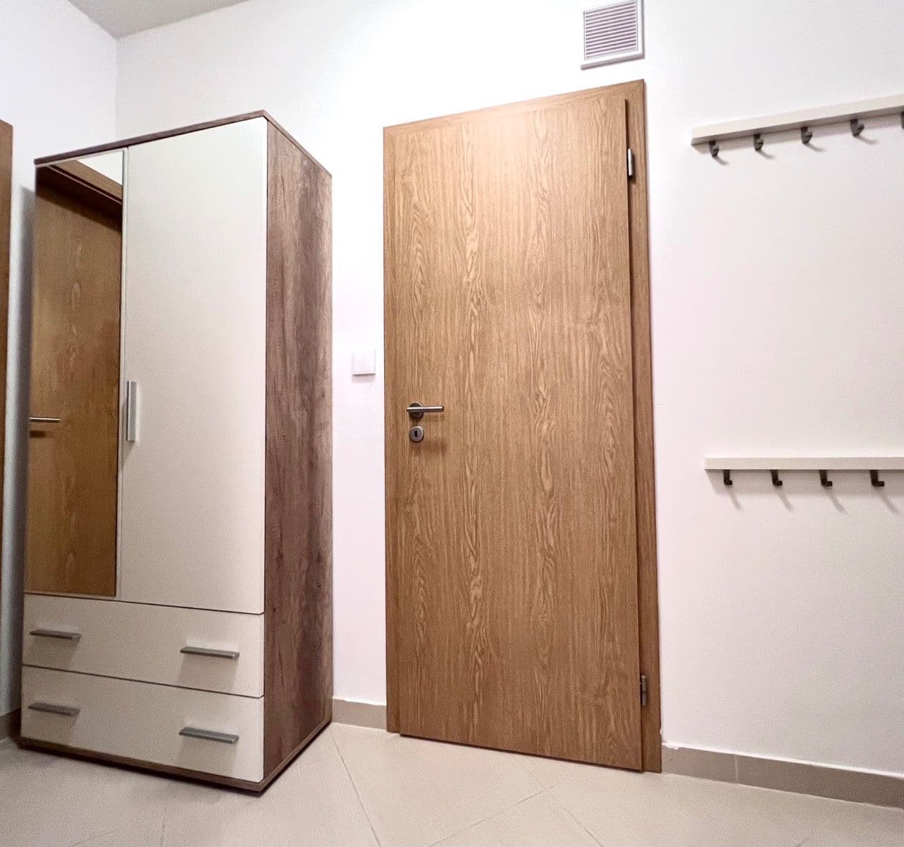 Prenájom bytu 2-izbový 51 m², Svitákova, Praha, Praha Prenájom bytu 2-izbový 51 m², Svitákova, Praha, Praha