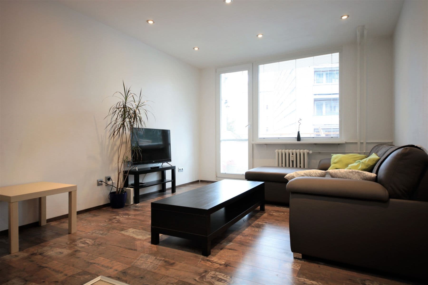 Prenájom bytu 40 m², Rokycanova, Praha, Praha Prenájom bytu 40 m², Rokycanova, Praha, Praha