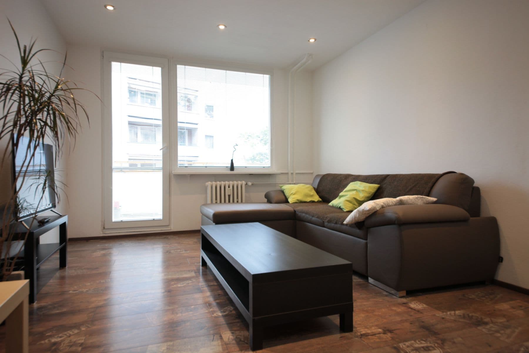 Prenájom bytu 40 m², Rokycanova, Praha, Praha Prenájom bytu 40 m², Rokycanova, Praha, Praha