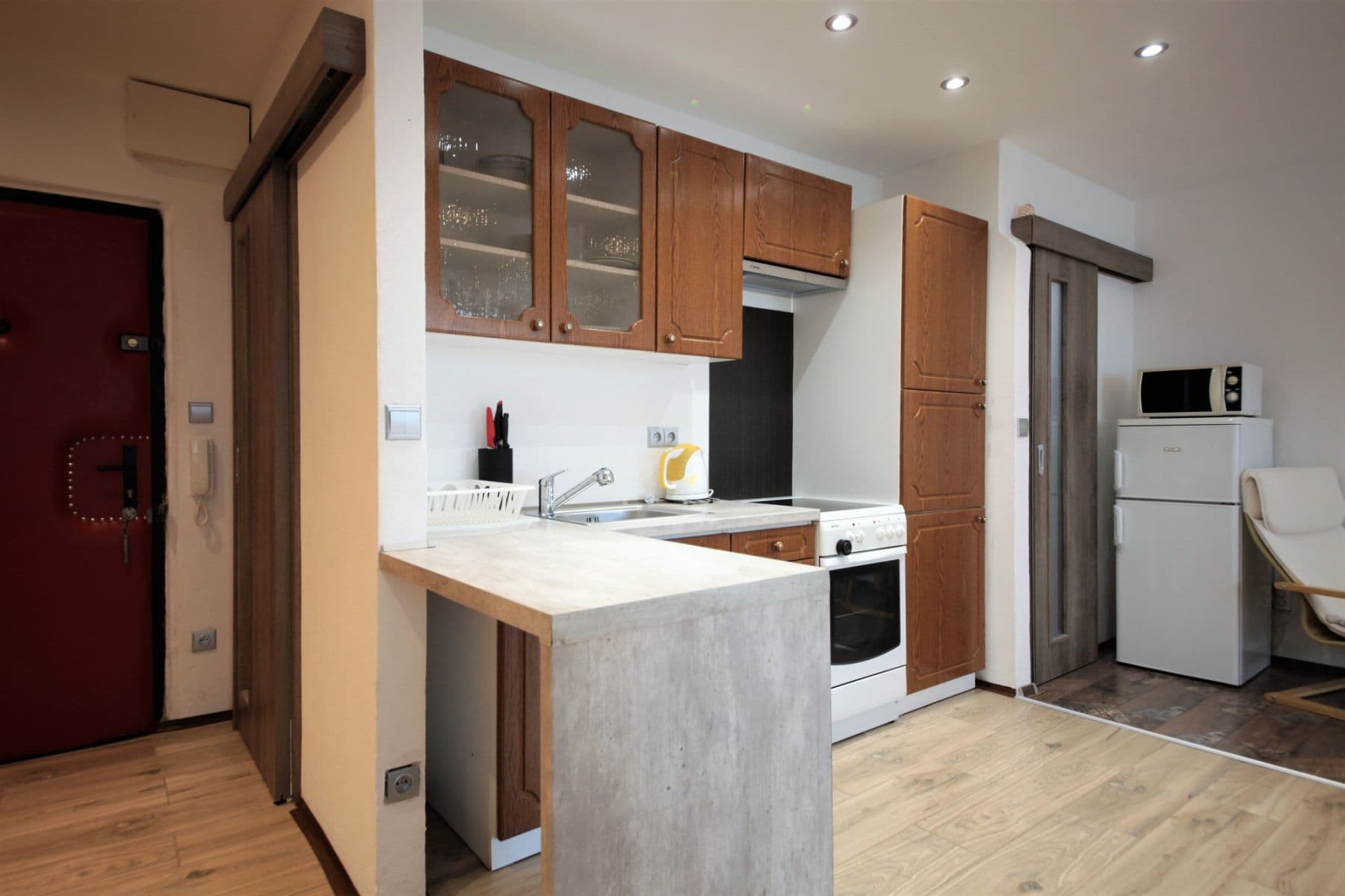 Prenájom bytu 40 m², Rokycanova, Praha, Praha Prenájom bytu 40 m², Rokycanova, Praha, Praha