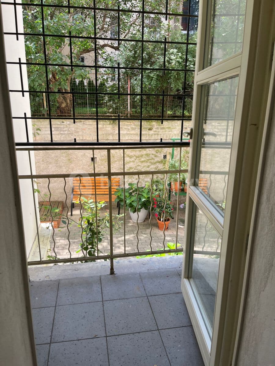 Prenájom bytu 2-izbový 53 m², Malířská, Praha, Praha Prenájom bytu 2-izbový 53 m², Malířská, Praha, Praha