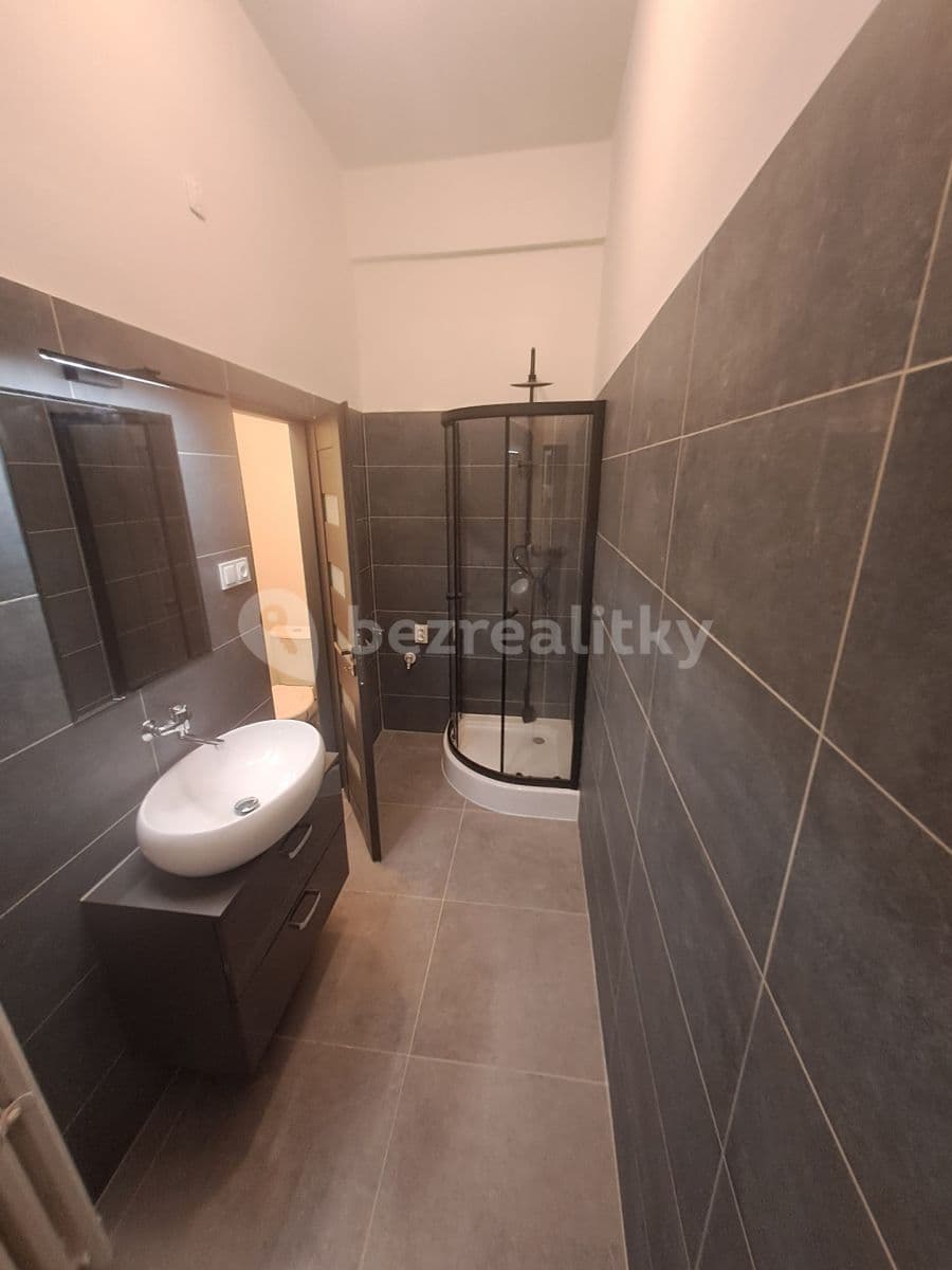 Prenájom bytu 1-izbový 46 m², Bělohorská, Praha, Praha Prenájom bytu 1-izbový 46 m², Bělohorská, Praha, Praha