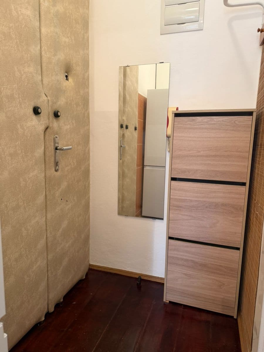 Prenájom bytu 2-izbový 55 m², Bartoškova, Praha, Praha Prenájom bytu 2-izbový 55 m², Bartoškova, Praha, Praha