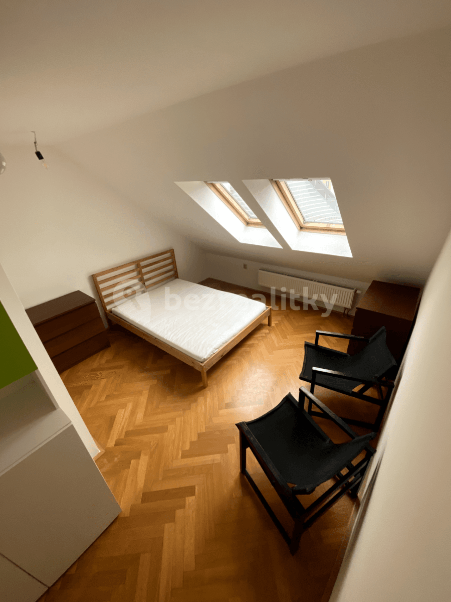 Prenájom bytu 3-izbový 71 m², Ke Strašnické, Praha, Praha Prenájom bytu 3-izbový 71 m², Ke Strašnické, Praha, Praha