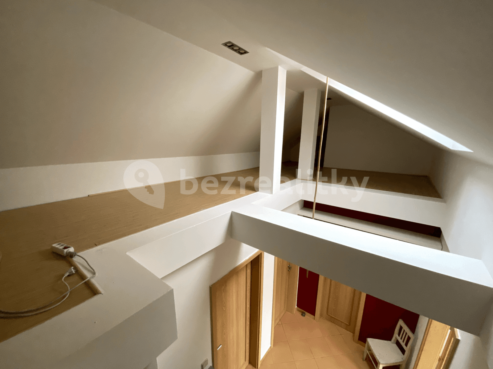 Prenájom bytu 3-izbový 71 m², Ke Strašnické, Praha, Praha Prenájom bytu 3-izbový 71 m², Ke Strašnické, Praha, Praha