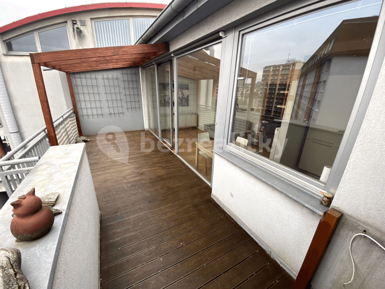 Prenájom bytu 3-izbový 71 m², Ke Strašnické, Praha, Praha Prenájom bytu 3-izbový 71 m², Ke Strašnické, Praha, Praha