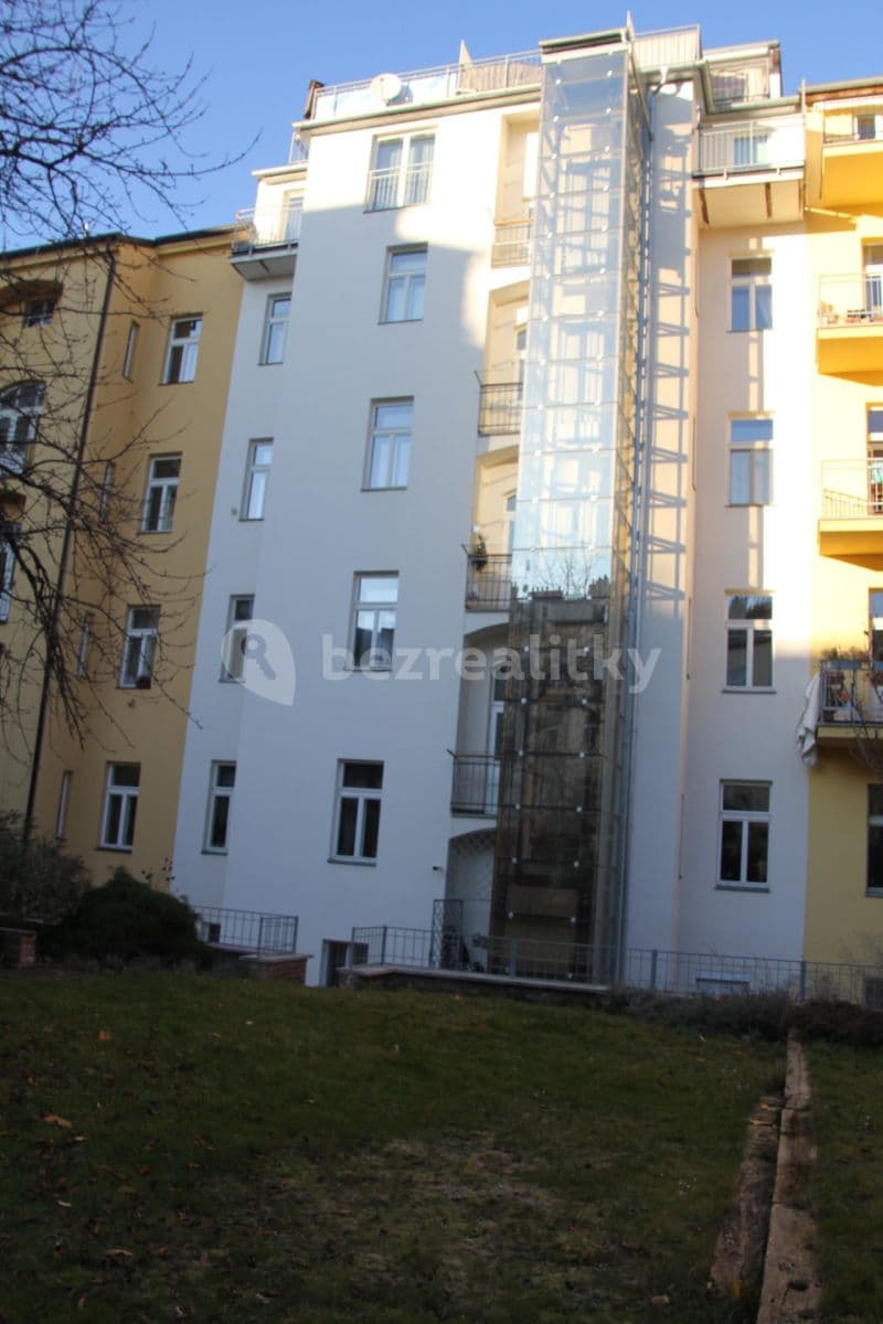 Prenájom bytu 2-izbový 40 m², Moravská, Praha, Praha Prenájom bytu 2-izbový 40 m², Moravská, Praha, Praha