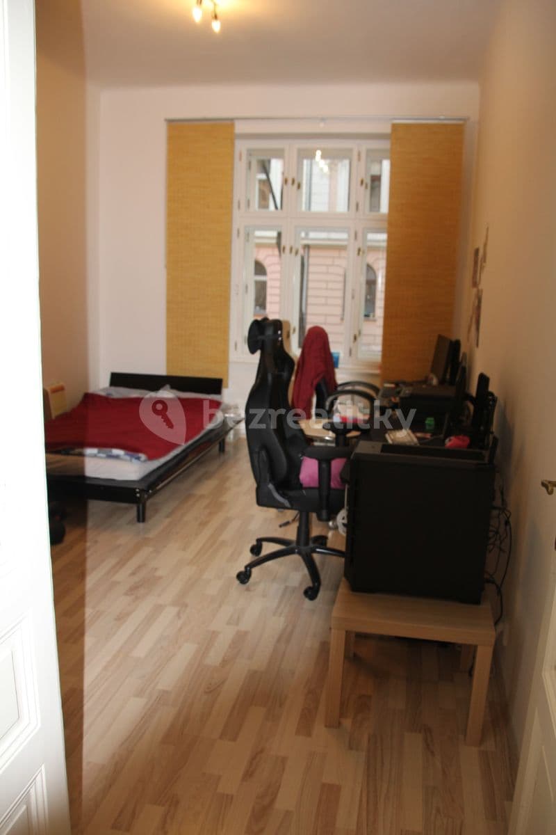 Prenájom bytu 2-izbový 40 m², Moravská, Praha, Praha Prenájom bytu 2-izbový 40 m², Moravská, Praha, Praha