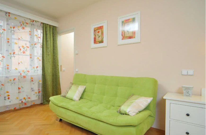 Prenájom bytu 40 m², Orebitská, Praha, Praha Prenájom bytu 40 m², Orebitská, Praha, Praha