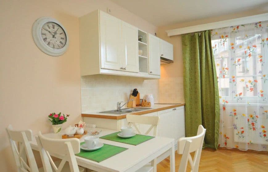 Prenájom bytu 40 m², Orebitská, Praha, Praha Prenájom bytu 40 m², Orebitská, Praha, Praha