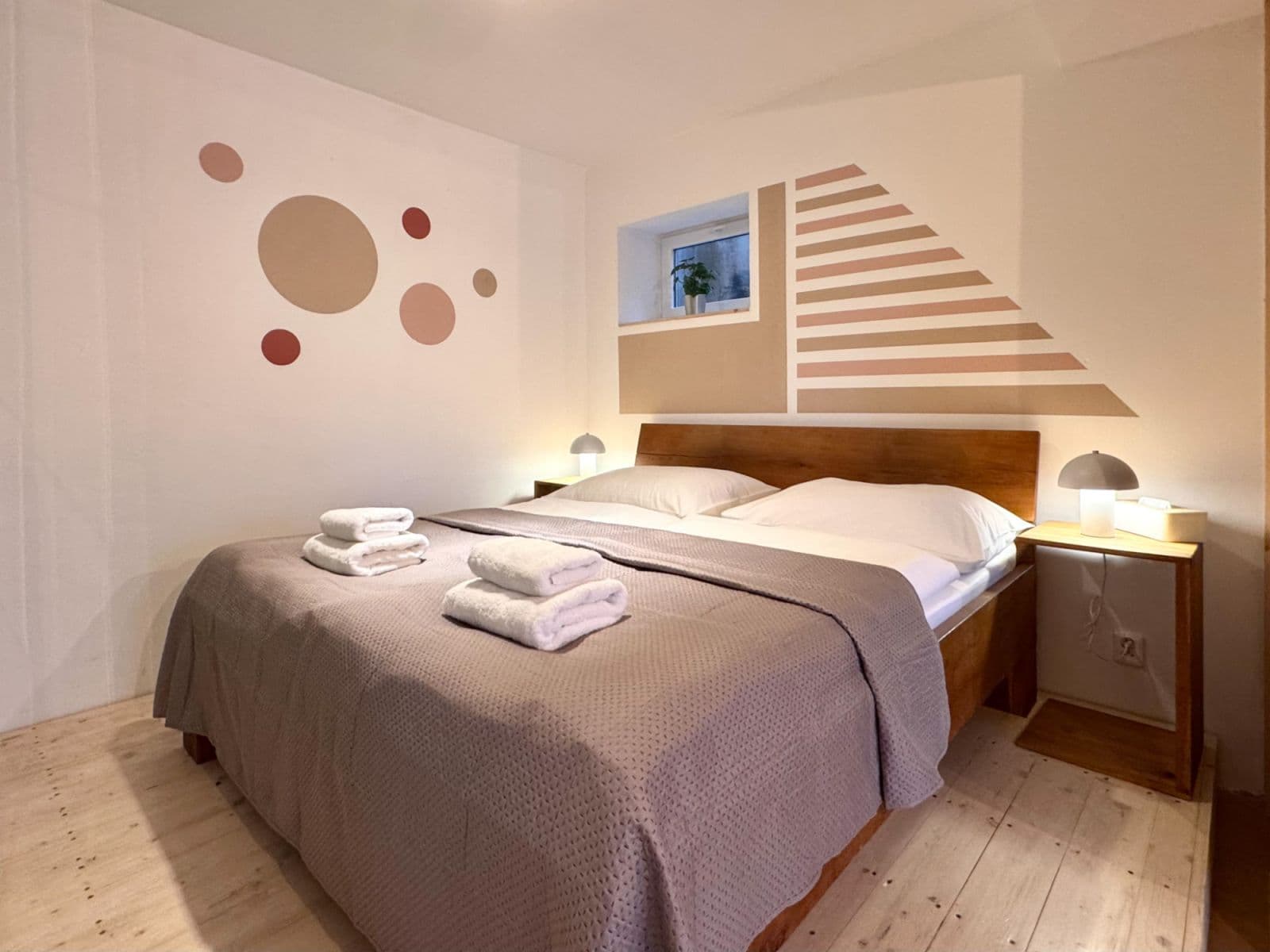 Prenájom bytu 35 m², Na Okraji, Praha, Praha Prenájom bytu 35 m², Na Okraji, Praha, Praha