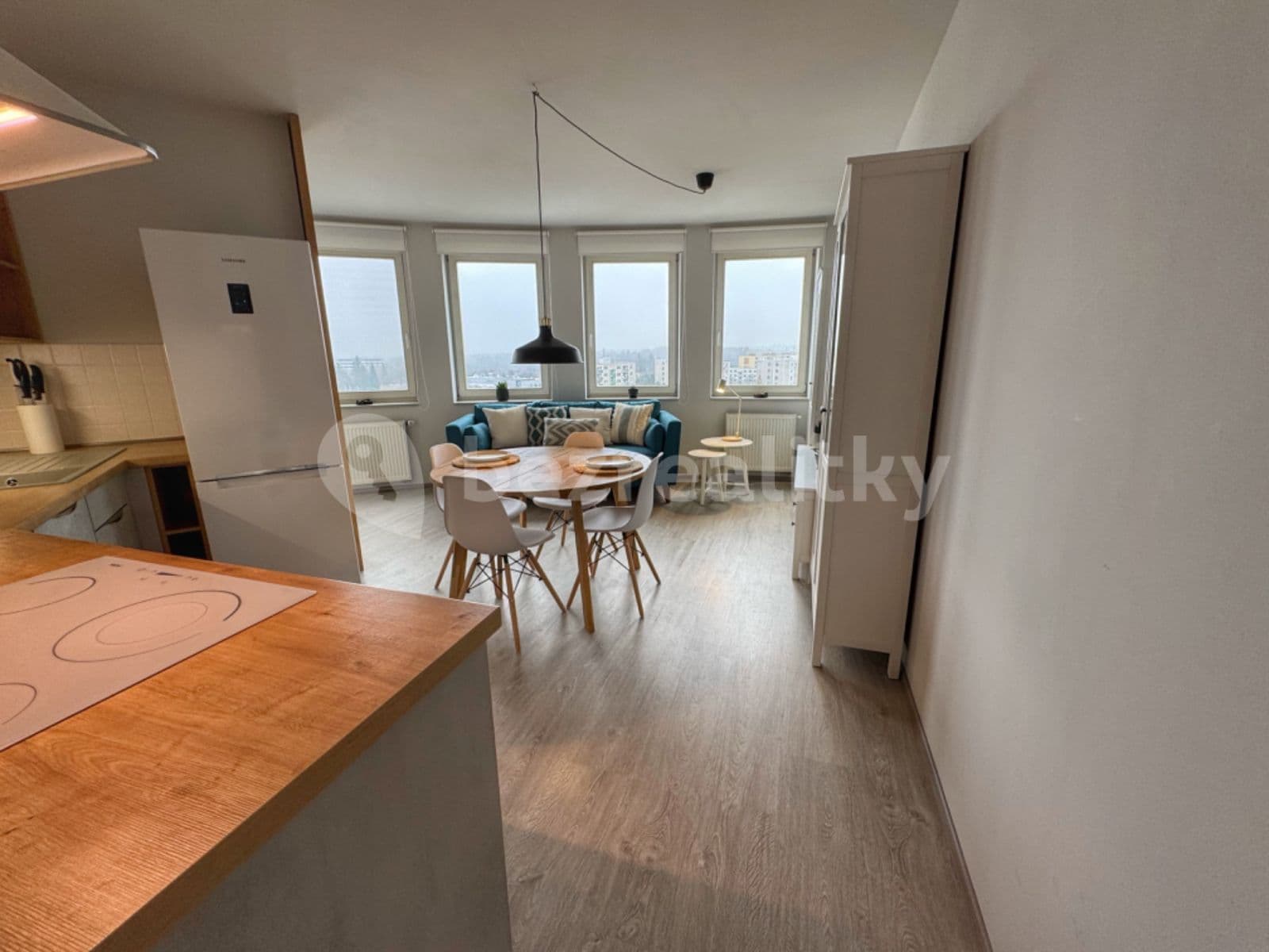 Prenájom bytu 2-izbový 51 m², Palachova, Hradec Králové, Královéhradecký kraj Prenájom bytu 2-izbový 51 m², Palachova, Hradec Králové, Královéhradecký kraj