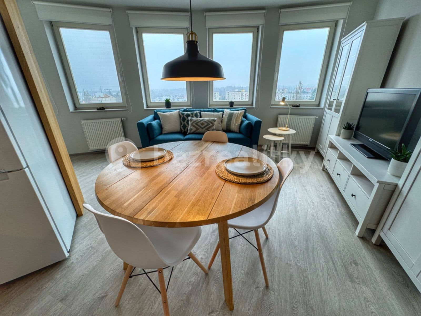 Prenájom bytu 2-izbový 51 m², Palachova, Hradec Králové, Královéhradecký kraj Prenájom bytu 2-izbový 51 m², Palachova, Hradec Králové, Královéhradecký kraj