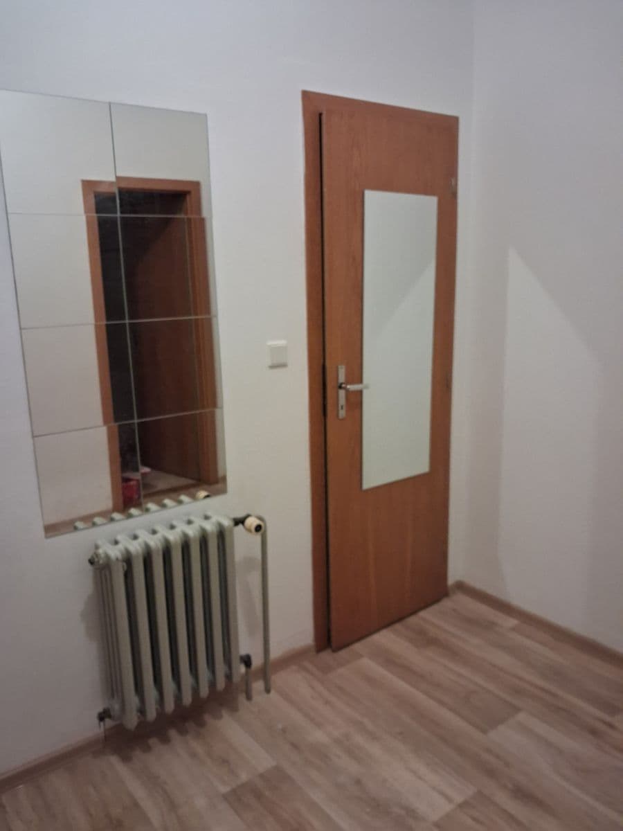 Prenájom bytu 2-izbový 50 m², Rubeška, Praha, Praha Prenájom bytu 2-izbový 50 m², Rubeška, Praha, Praha