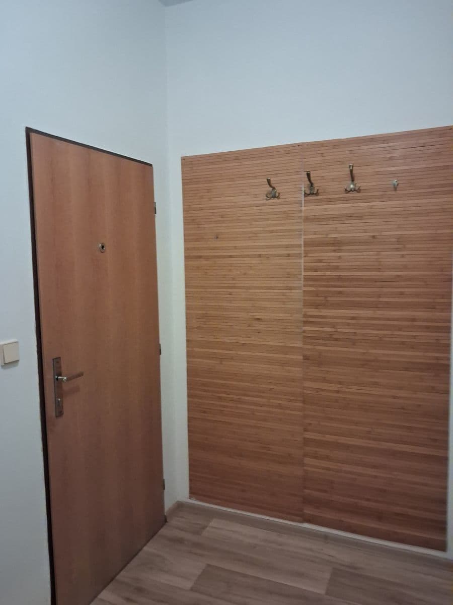 Prenájom bytu 2-izbový 50 m², Rubeška, Praha, Praha Prenájom bytu 2-izbový 50 m², Rubeška, Praha, Praha