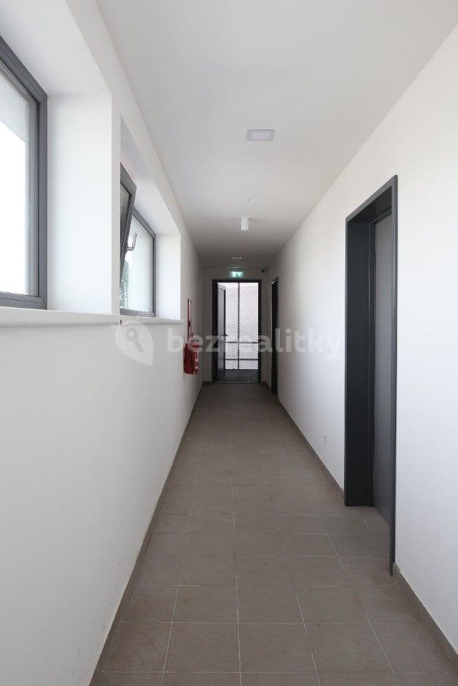 Prenájom bytu 1-izbový 42 m², Kamýcká, Praha, Praha Prenájom bytu 1-izbový 42 m², Kamýcká, Praha, Praha